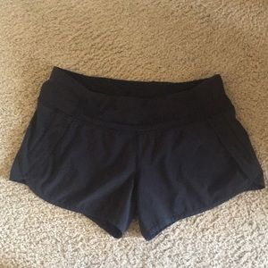 Lululemon running short